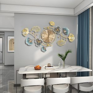 QXSXKJ 3D Metal Wall Decor with Silent Clocks, Retro Gold Metal Wall Art Ginkgo Decor,Battery Powered H and V Adjustable Clock Décor, Large Decorations Art For Livingroom Bedroom Kitchen